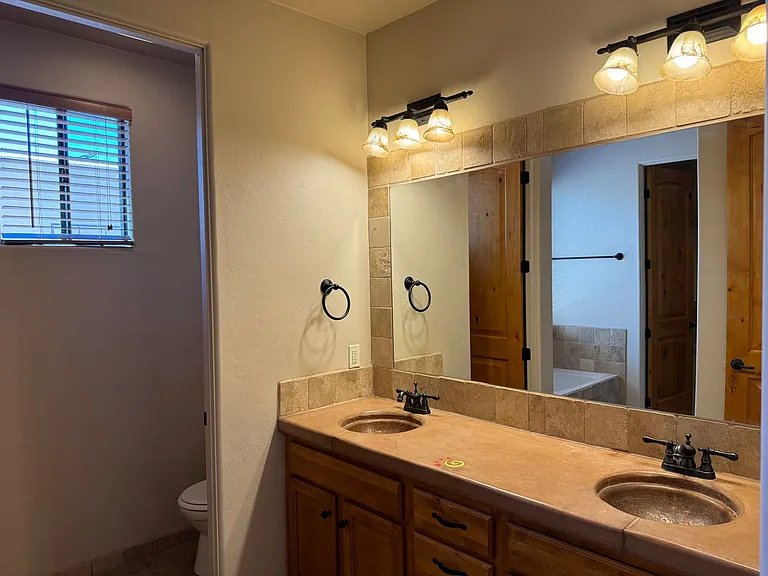 1717 N Baxter Dr — Photo 33