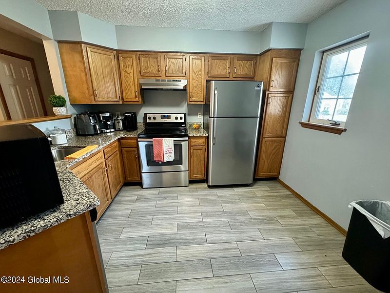 3rd image of 5206 S Forest Point Drive