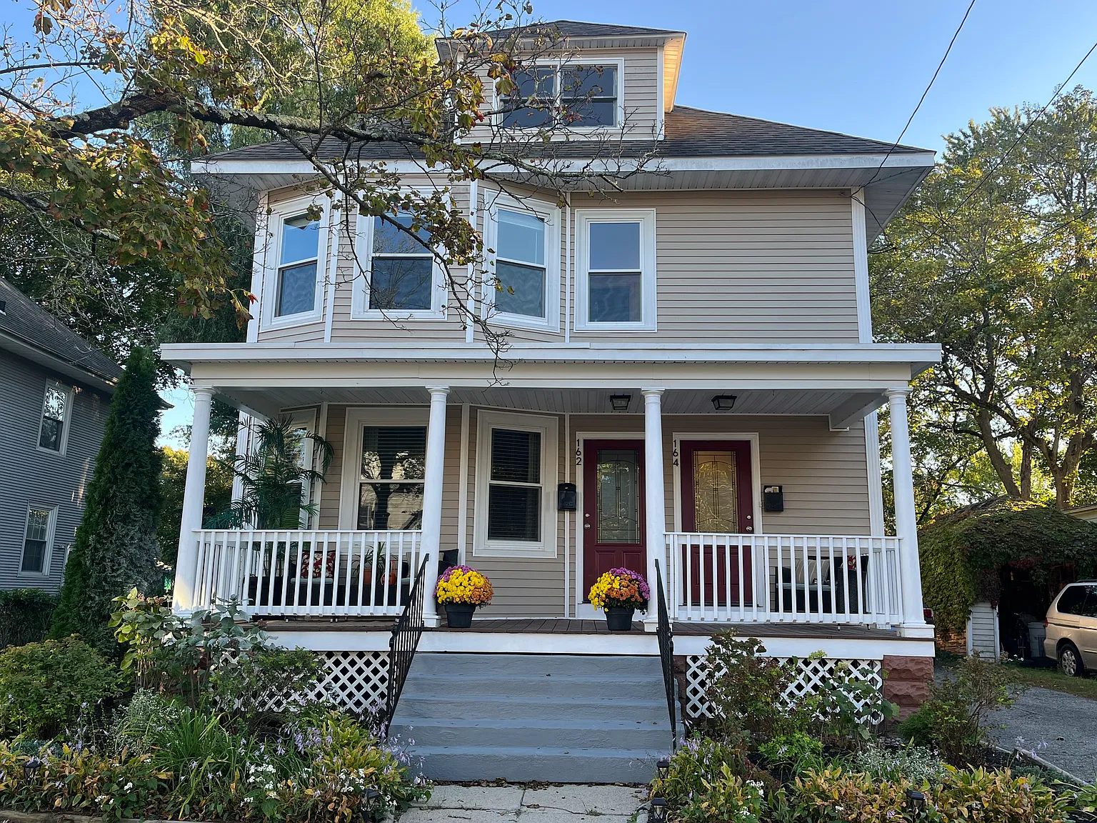 2 bed, 1100 sqft, $2,500 — Photo 1