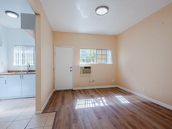 2nd image of 8523 Etiwanda Ave Unit 48