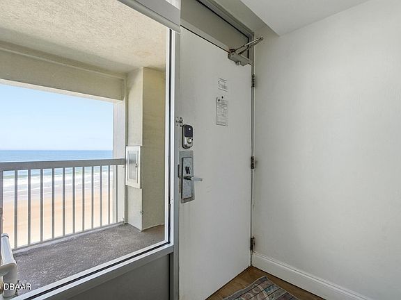 4th image of 2700 N Atlantic Ave #514