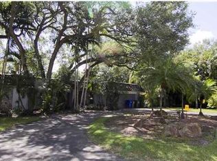 4301 N Hills Dr, Hollywood, FL 33021