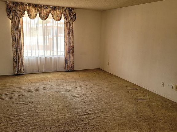 5th image of 7122 W Indianola Ave