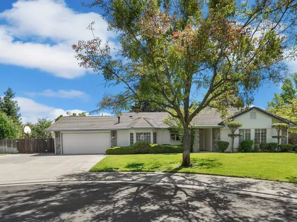 9264 Twin Brooks Ln, Stockton, CA 95219