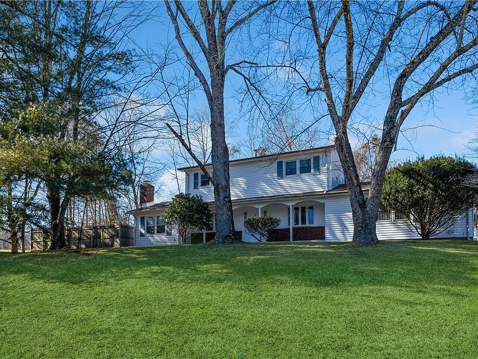 1st image of 56 Woodglen Drive