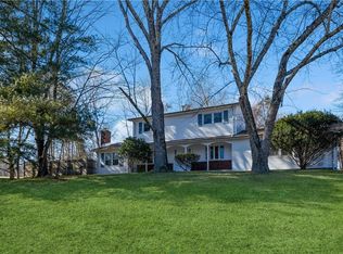 56 Woodglen Dr, New City, NY 10956