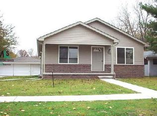 3380 W Poplar Ave, Warren, MI 48091
