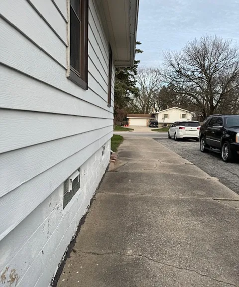 8334 Columbia Ave — Photo 2