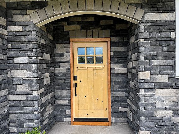 5th image of 1004 Maccoa Dr
