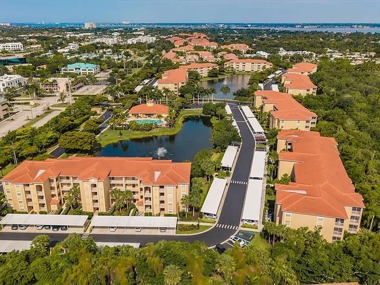 8331 Whiskey Preserve Cir #438 — Photo 40