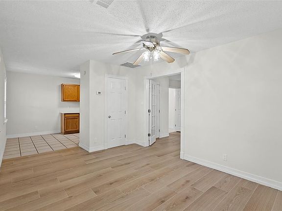 5th image of 234 N Cortlandt St #2