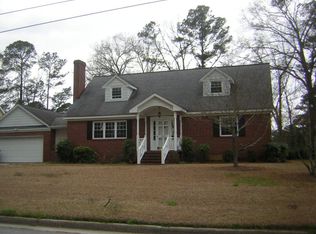 1902 Greenbriar Rd, Kinston, NC 28501