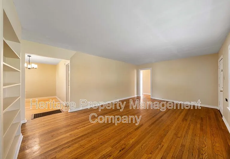 229 Alexander Hamilton Dr #1 — Photo 7