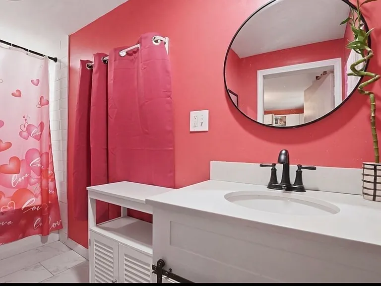 28 Warnock St #2 — Photo 7