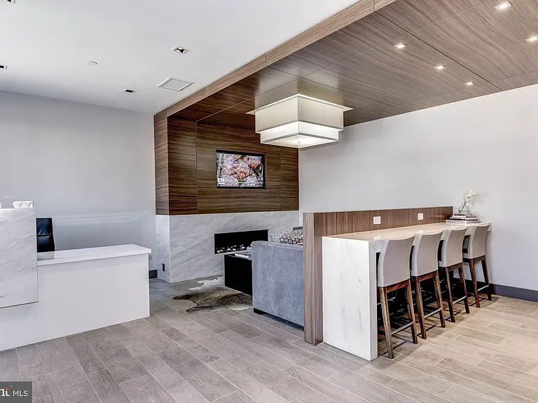 1350 Maryland Ave NE #417 — Photo 17
