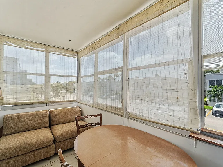 226 Normandy E #E — Photo 14