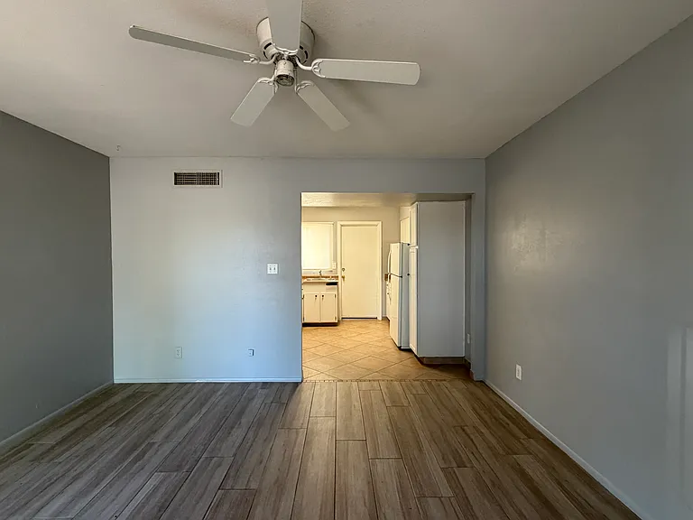 11216 W Nevada Ave — Photo 12