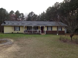 1143 Red Clay Rd, Douglas, GA 31533