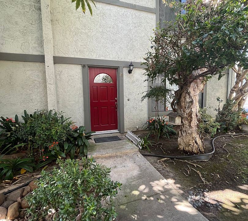 1st image of 629 13th St Unit 28