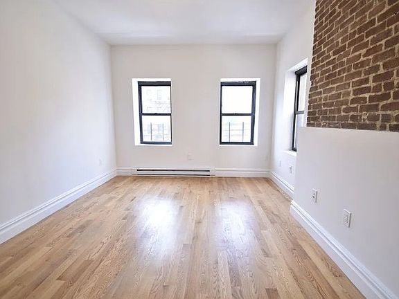 3rd image of 888 10th Ave #3A