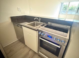1229 Floribunda Ave #1-04, Burlingame, CA 94010