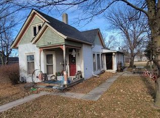 314 E Court St, Smith Center, KS 66967