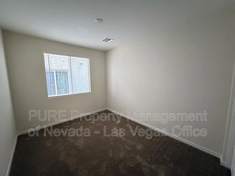 10661 Valletta Ave — Photo 10