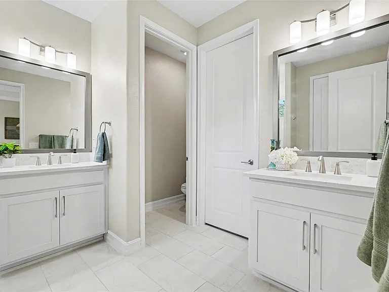 5054 San Martino Dr — Photo 24