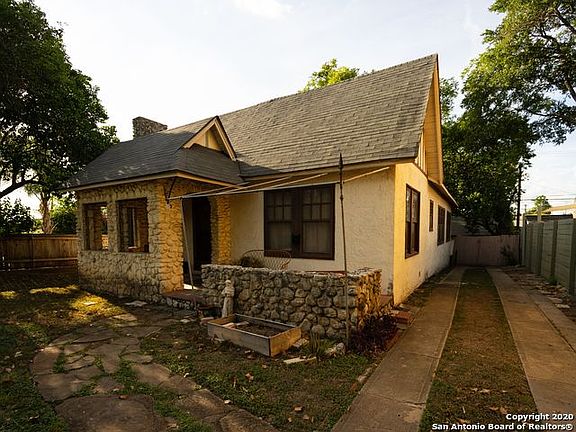4th image of 333 W Lullwood Ave