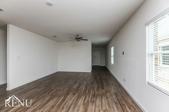 6109 Harrah Ln #6109HL — Photo 8