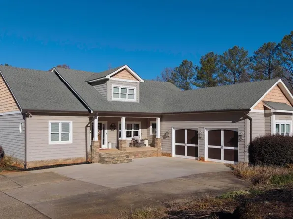 1053 Whooping Creek Church Rd, Carrollton, GA 30116