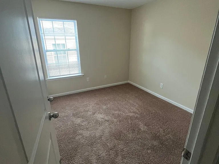 113A Winterberry Ln #A — Photo 13