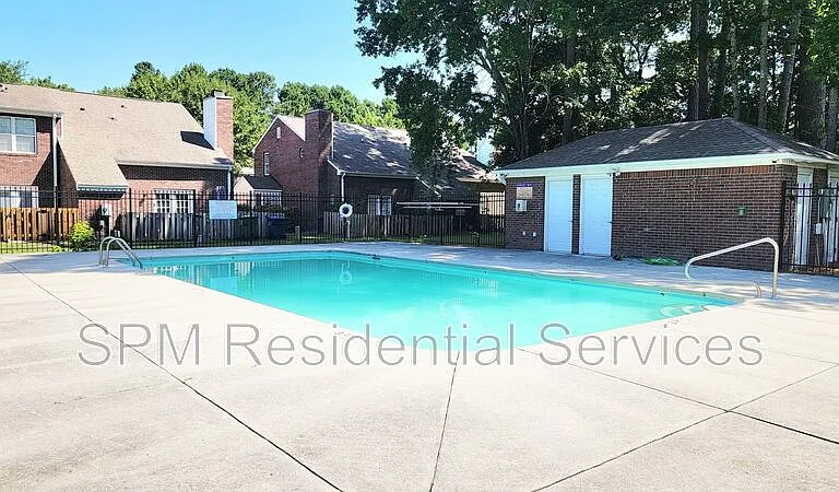 5150 Lampost Cir — Photo 24
