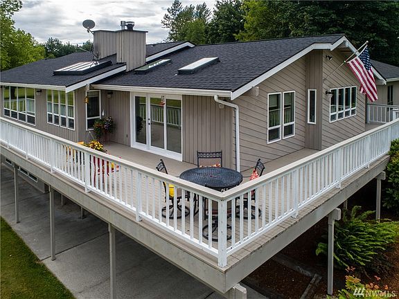 3rd image of 40905 208th Ave SE