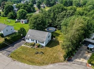 40 Elmwood Dr, Taunton, MA 02780