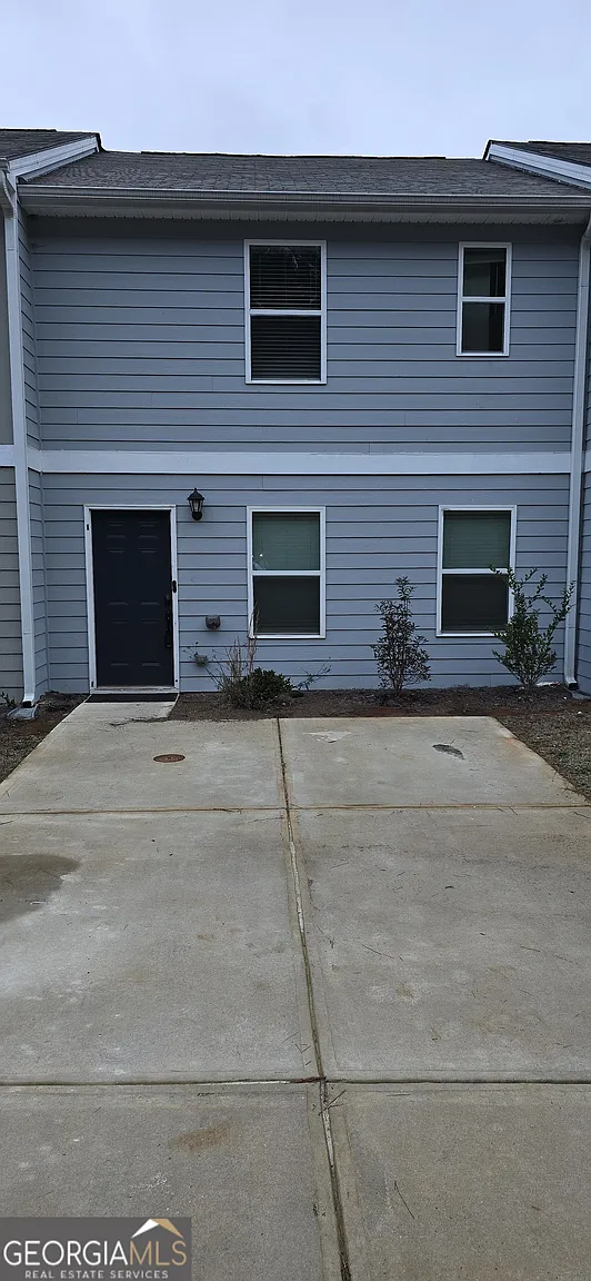 1814 Carrington Dr photo 1