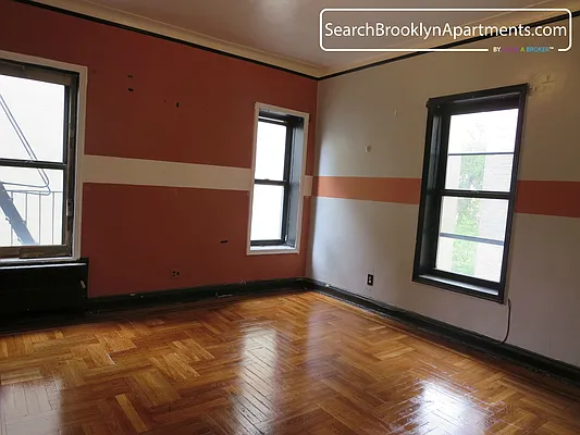 Rented by Book A Broker | media 4