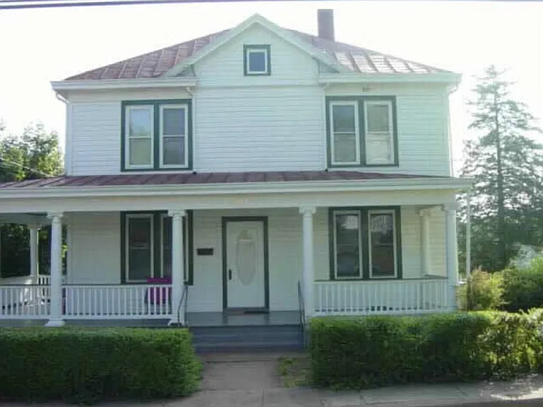 203 Belleview Ave #B — Photo 1