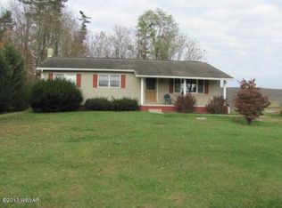 85 Allis Chalmers Ln, Mill Hall, PA 17751