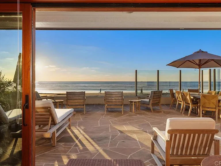 2008 Ocean Front — Photo 11