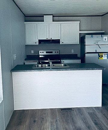 4th image of 1308 Kenneth Dr