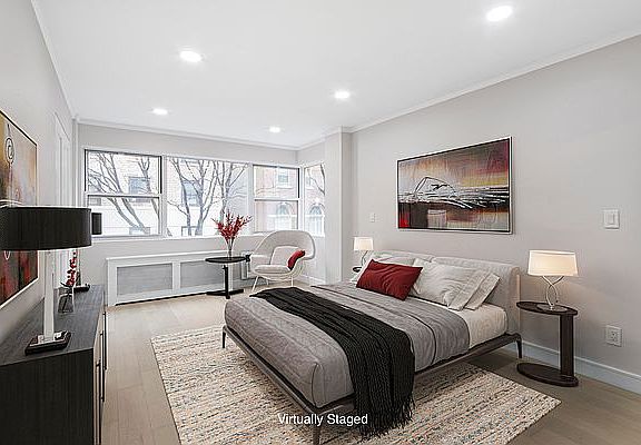 4th image of 40 E 78th St #3H