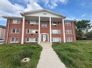 4337 Prescott Ave APT 2C, Lyons, IL 60534