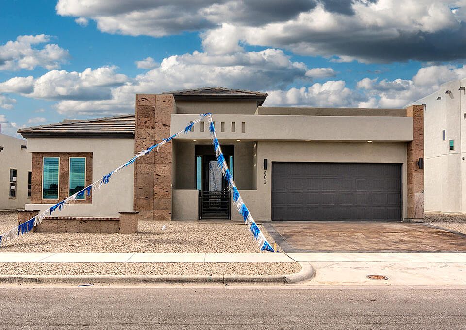 1st image of 802 Blingwood St