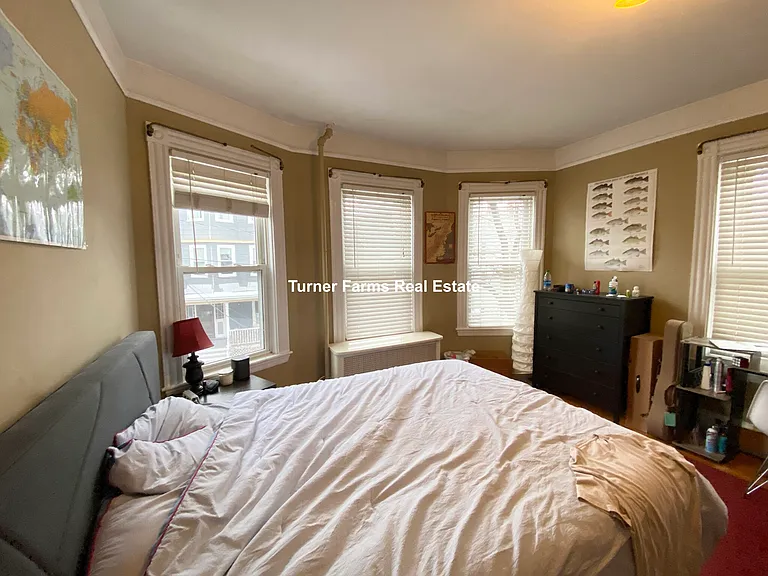 12 Oswald St #2A — Photo 17