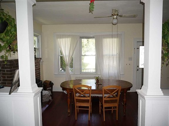 3rd image of 628 Main St