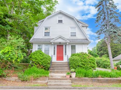 46 Chestnut Street, Branford, CT, 06405