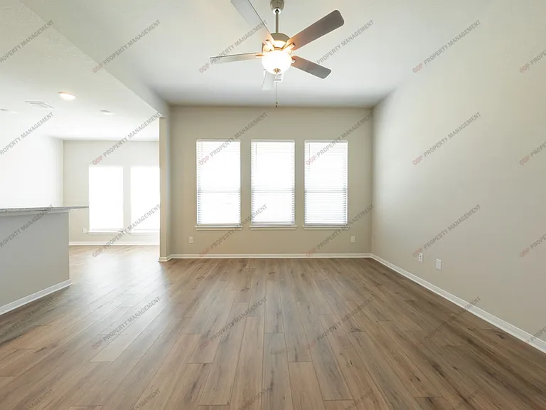 5432 Friars Loop — Photo 16