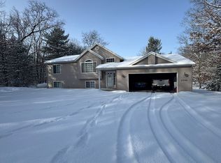 23501 Almy Rd, Howard City, MI 49329