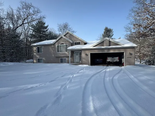 23501 Almy Rd, Howard City, MI 49329